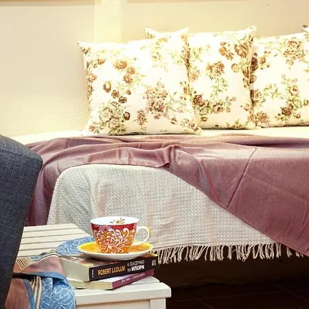 Bella View Apartamento Skiathos Town